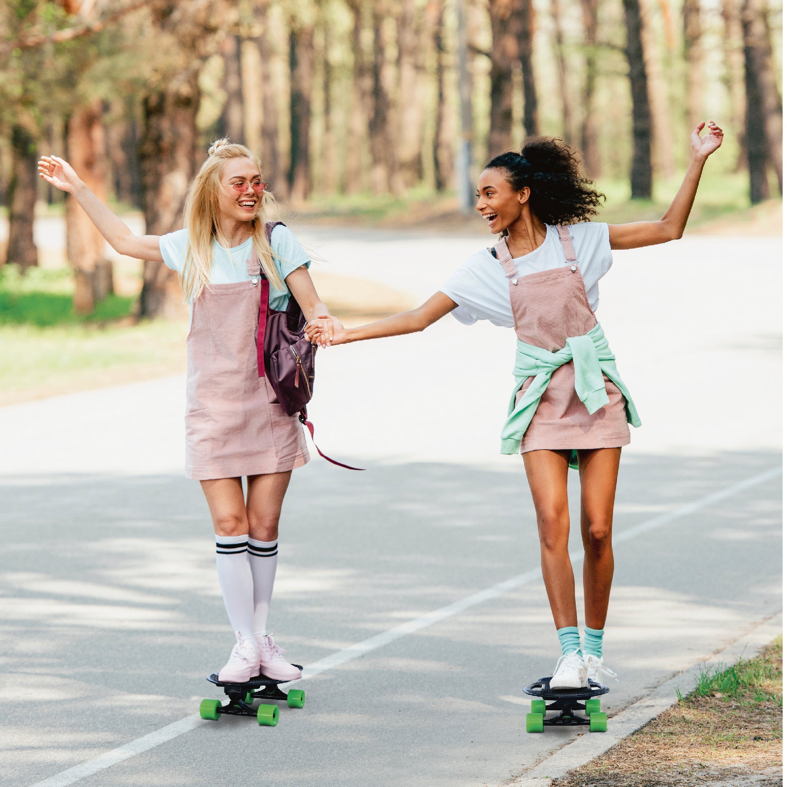 Fish Adults and Kids Skateboard – Mini Longboard Cruiser – Light Weight and Portable – Beginners to Experts, Green